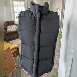 GAP‎ Women's Black Full Zip Water-Resistant Puffer Vest Down Size Medium M